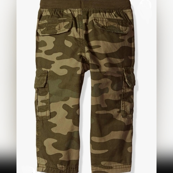 Carter's Woven Camo Pant Size 2T - Picture 2 of 5